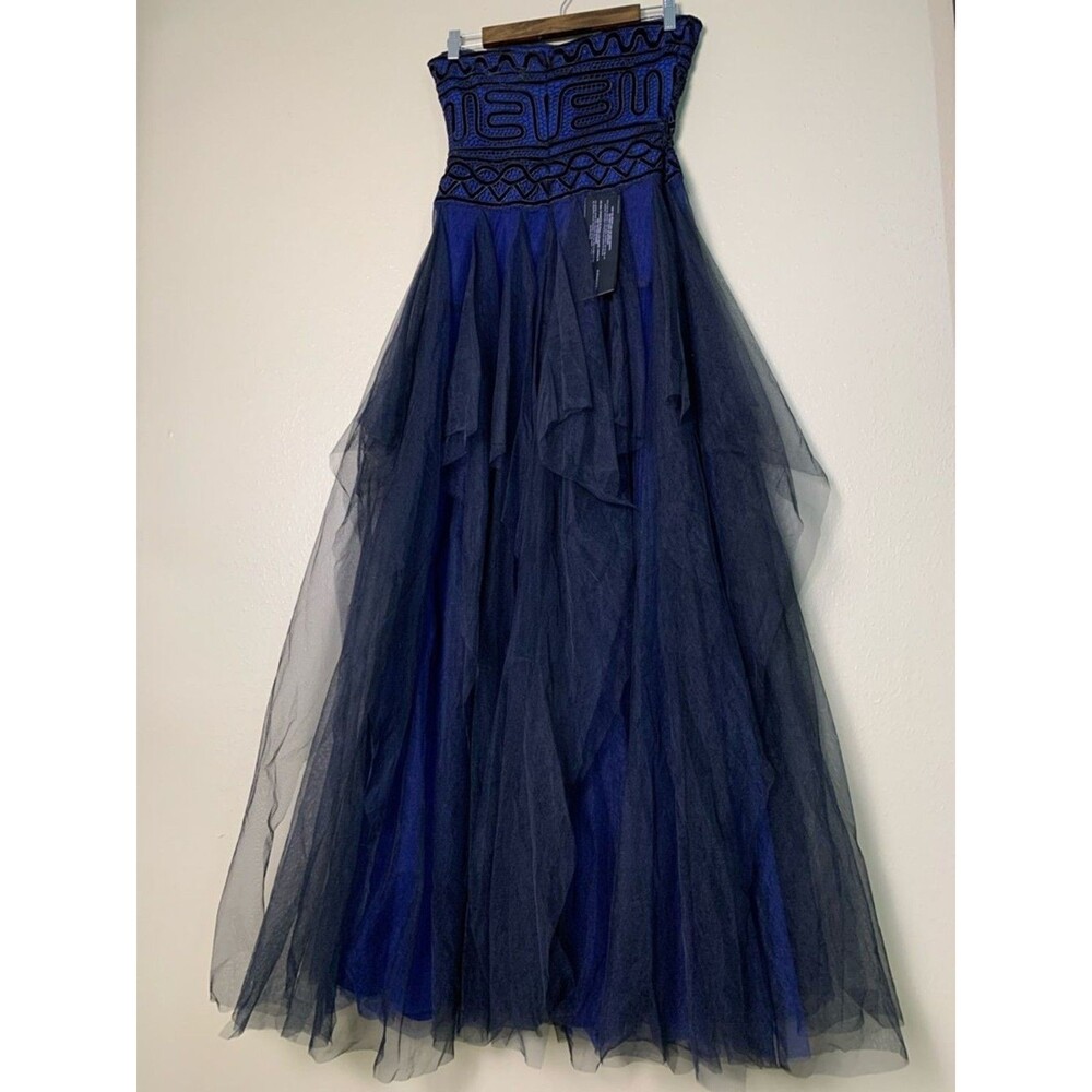 BCBGMAXAZRIA Velvet Embroidered Tulle Midi Dress Strapless Navy Black Women’s 4 - Picture 5 of 9